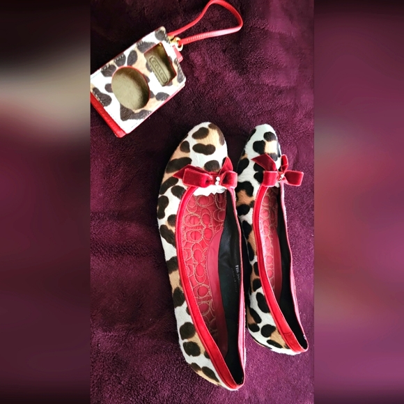 Bundle Coach flats & Coach I Pod - Picture 10 of 12